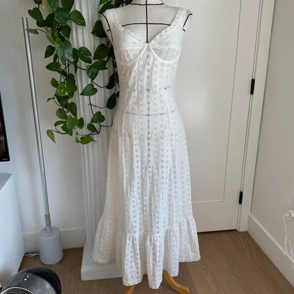 DOÊN Melaine Cotton Eyelet Dress in Salt - Small - Picture 3 of 9